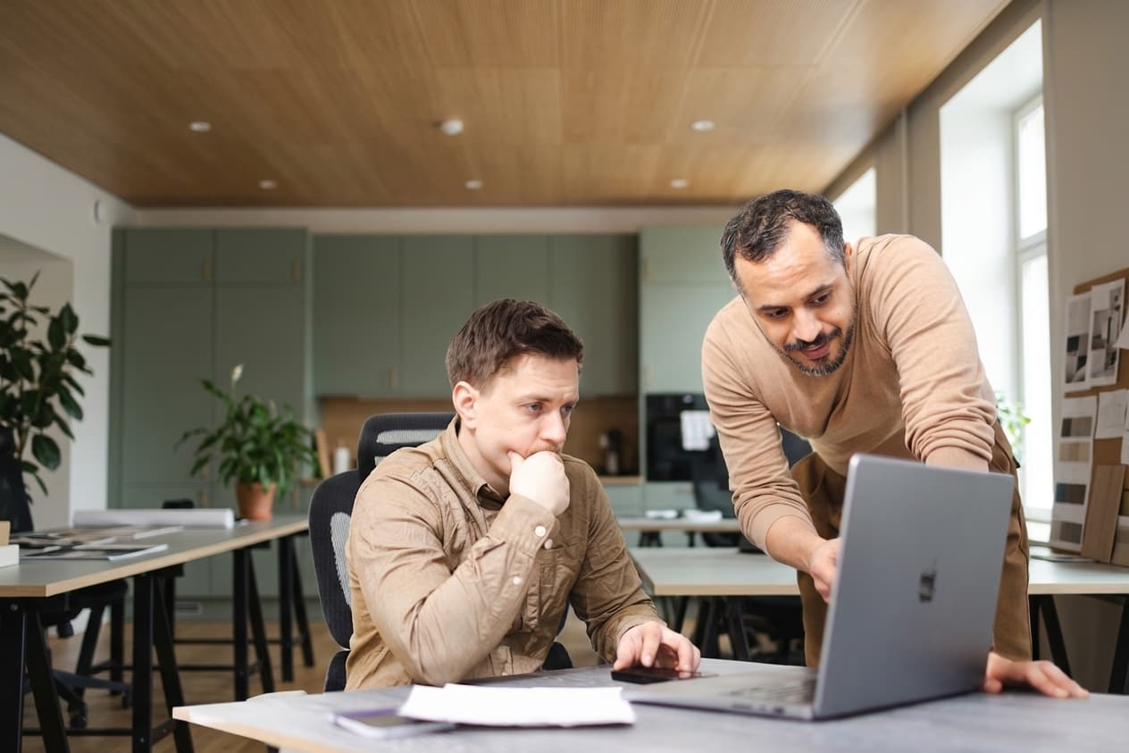 Tarek and Vitali, Calmworks founders, working together